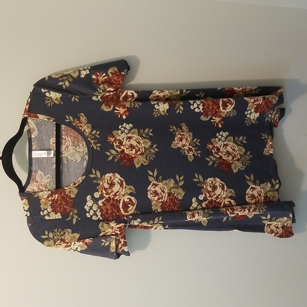 Lularoe Perfect Tee